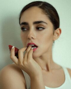 Ljubavni oglasnik usne lepe crvene seksi