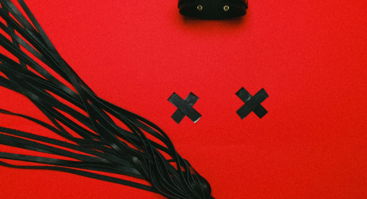 Ona trazi njega bdsm