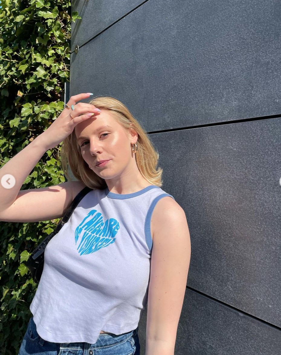 Ponesi osmijeh sa sobom