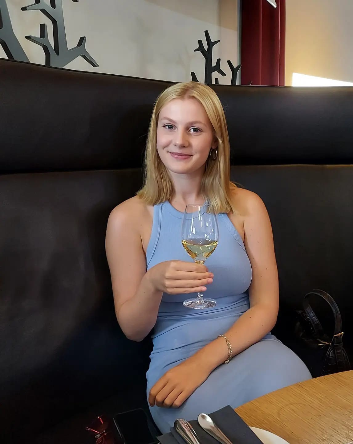 Ponesi osmijeh sa sobom