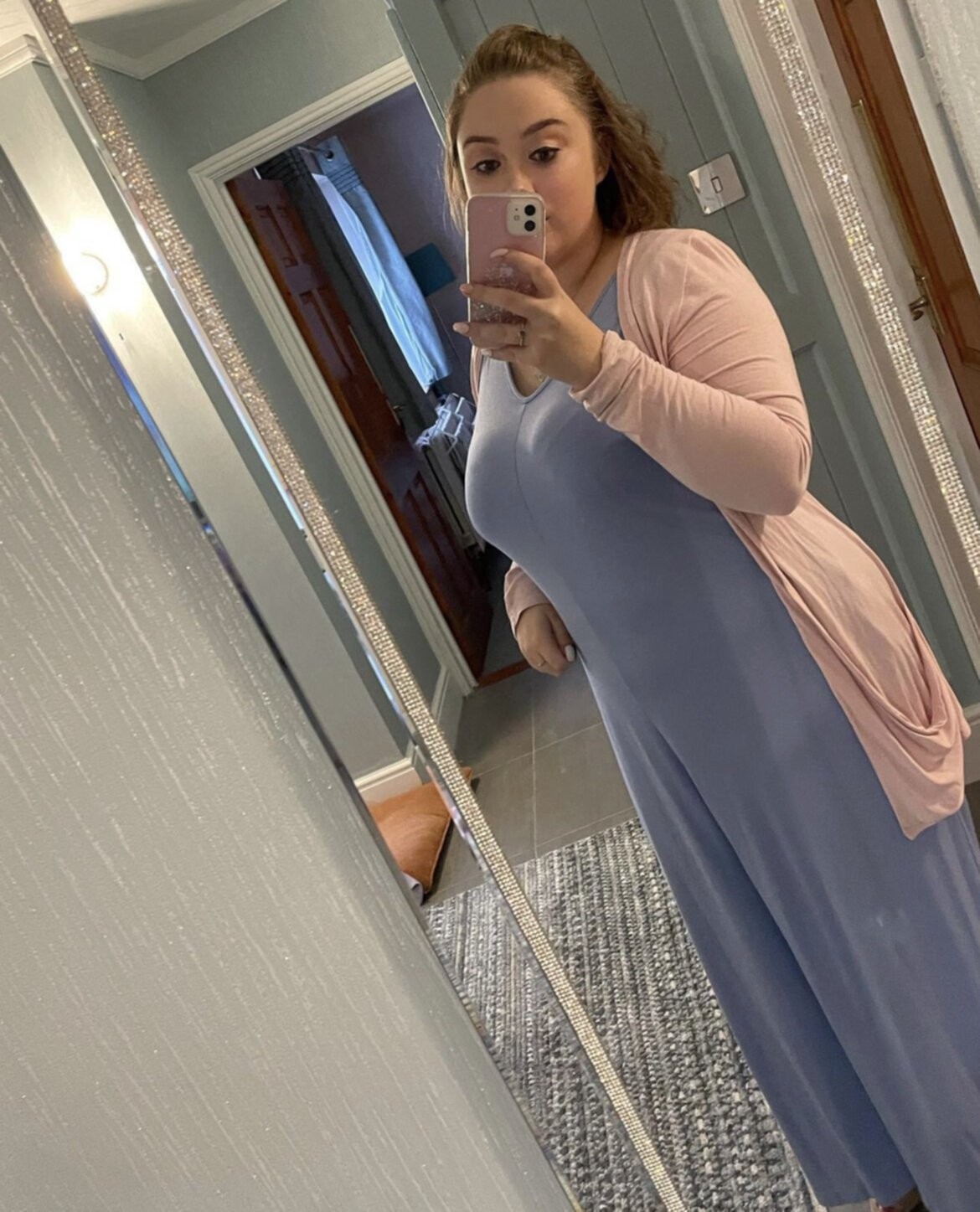 diskretna ali nisam sramežljiva