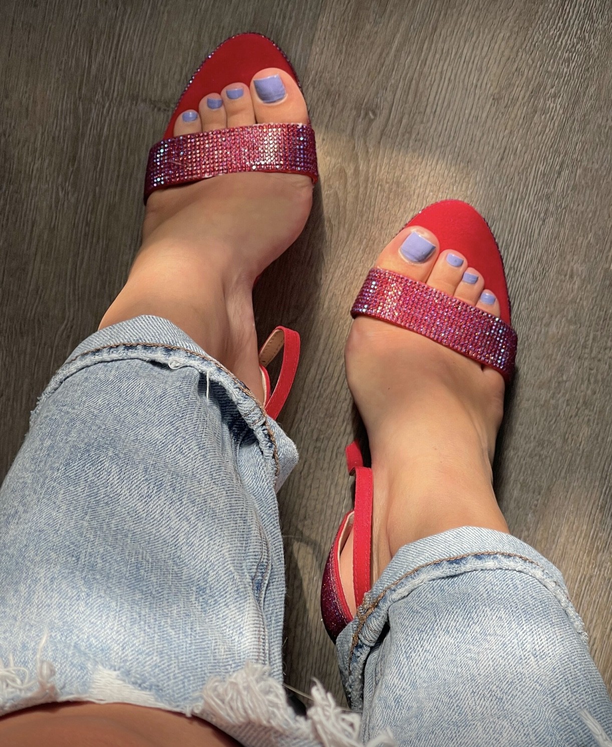 što misliš o mojim stopalima?