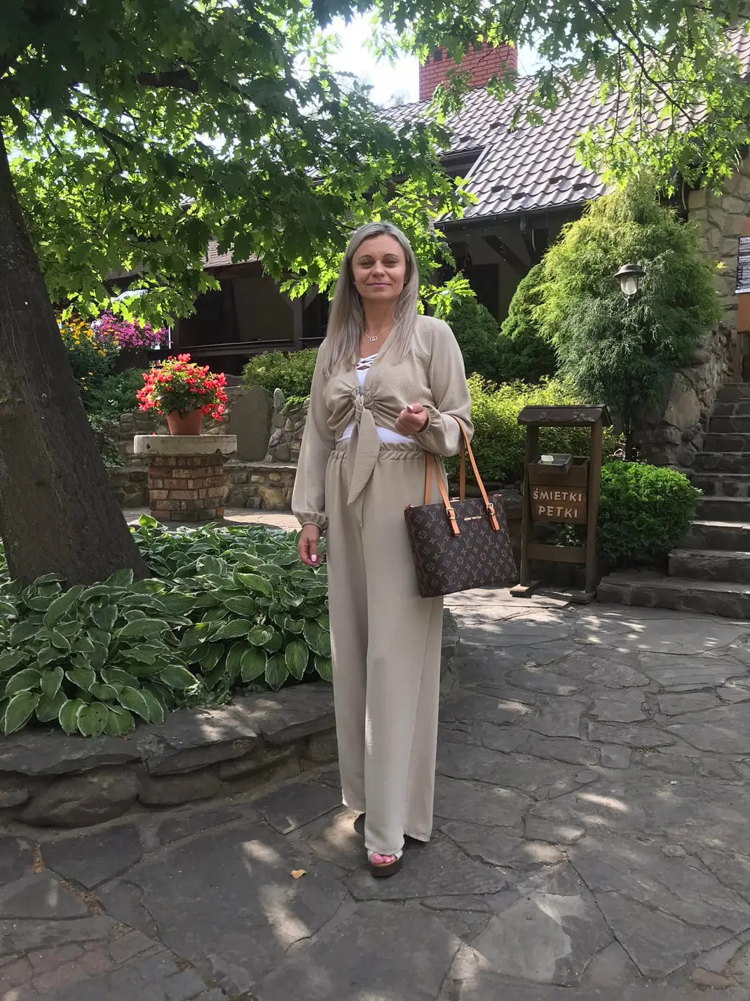 Sasvim obična žena