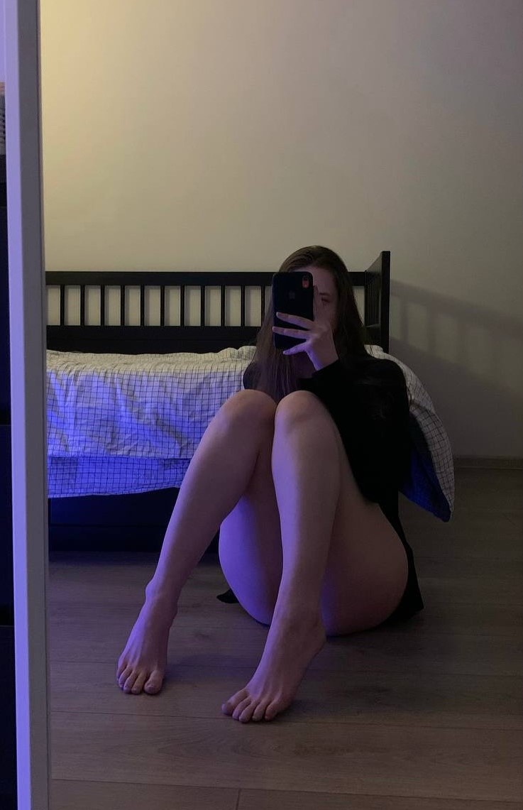 sanjam napaljeni muški glas